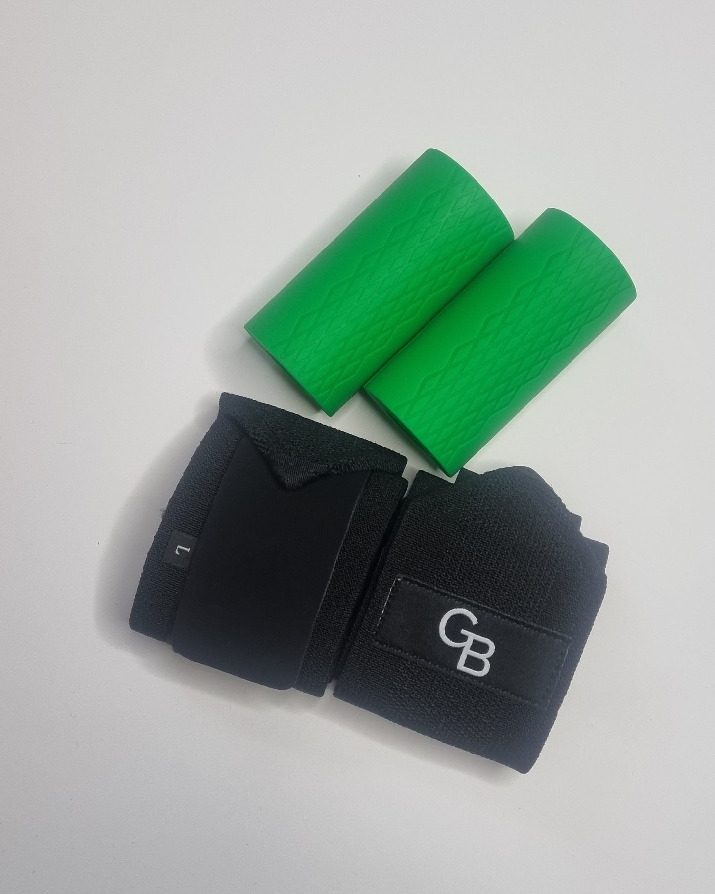 thick grips green and stiff wrist wraps, main view