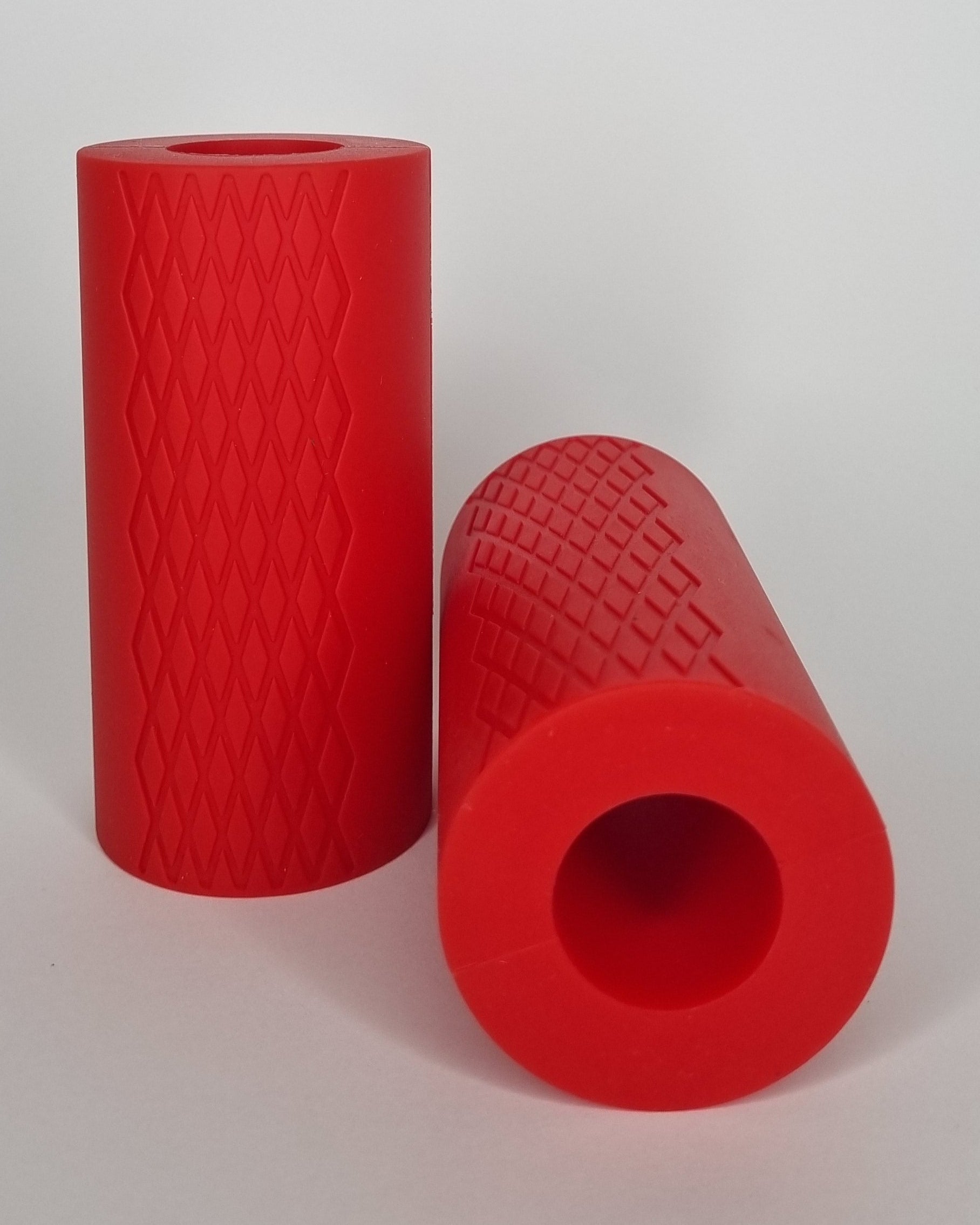 Thick grips boost grip strength and build big arms (front and top view).