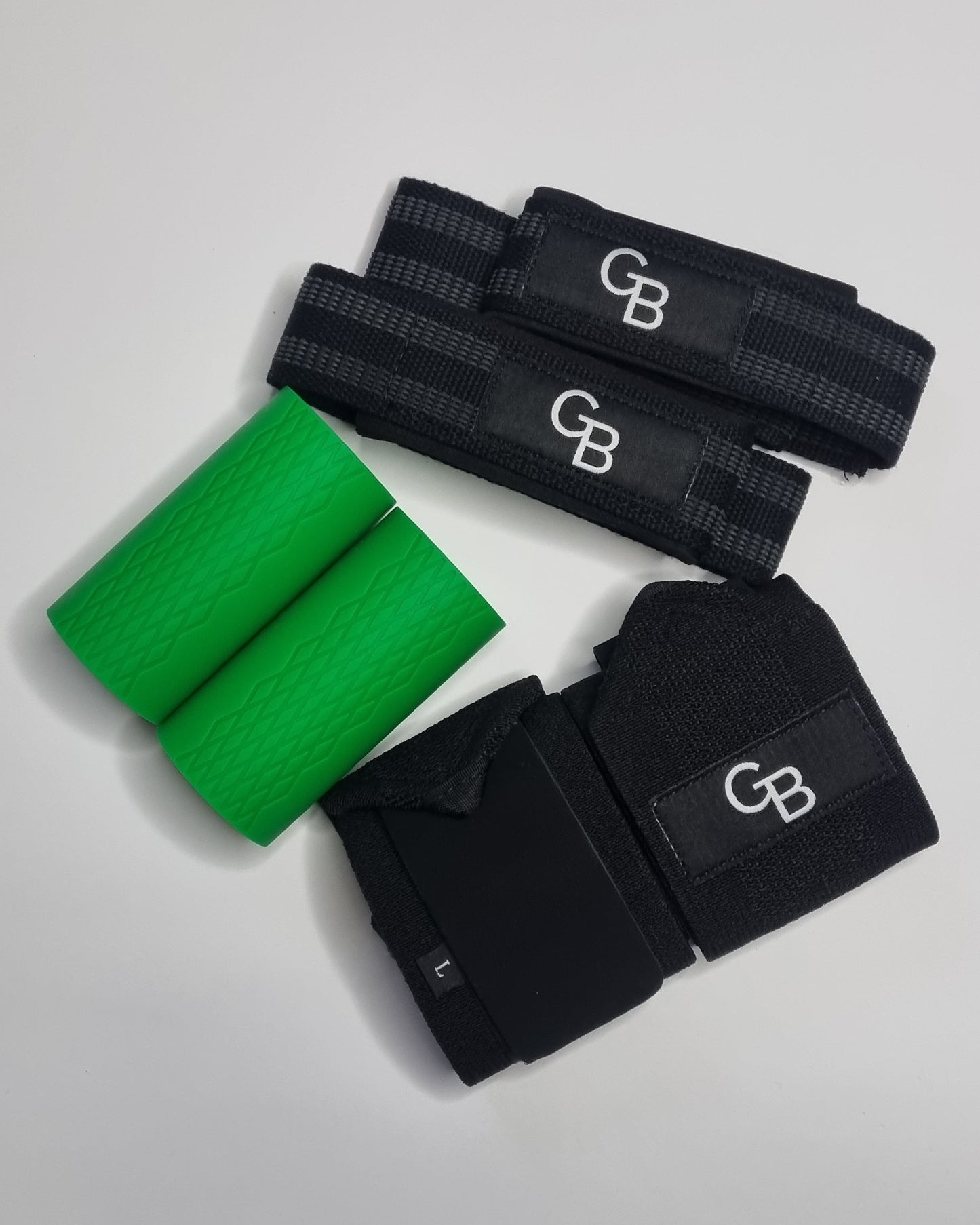 lifting straps black, thick grips green, stiff wrist wraps, main view